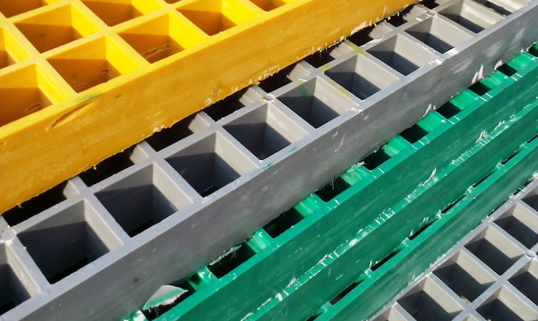 山東濰坊玻璃鋼格柵板生產(chǎn)廠家